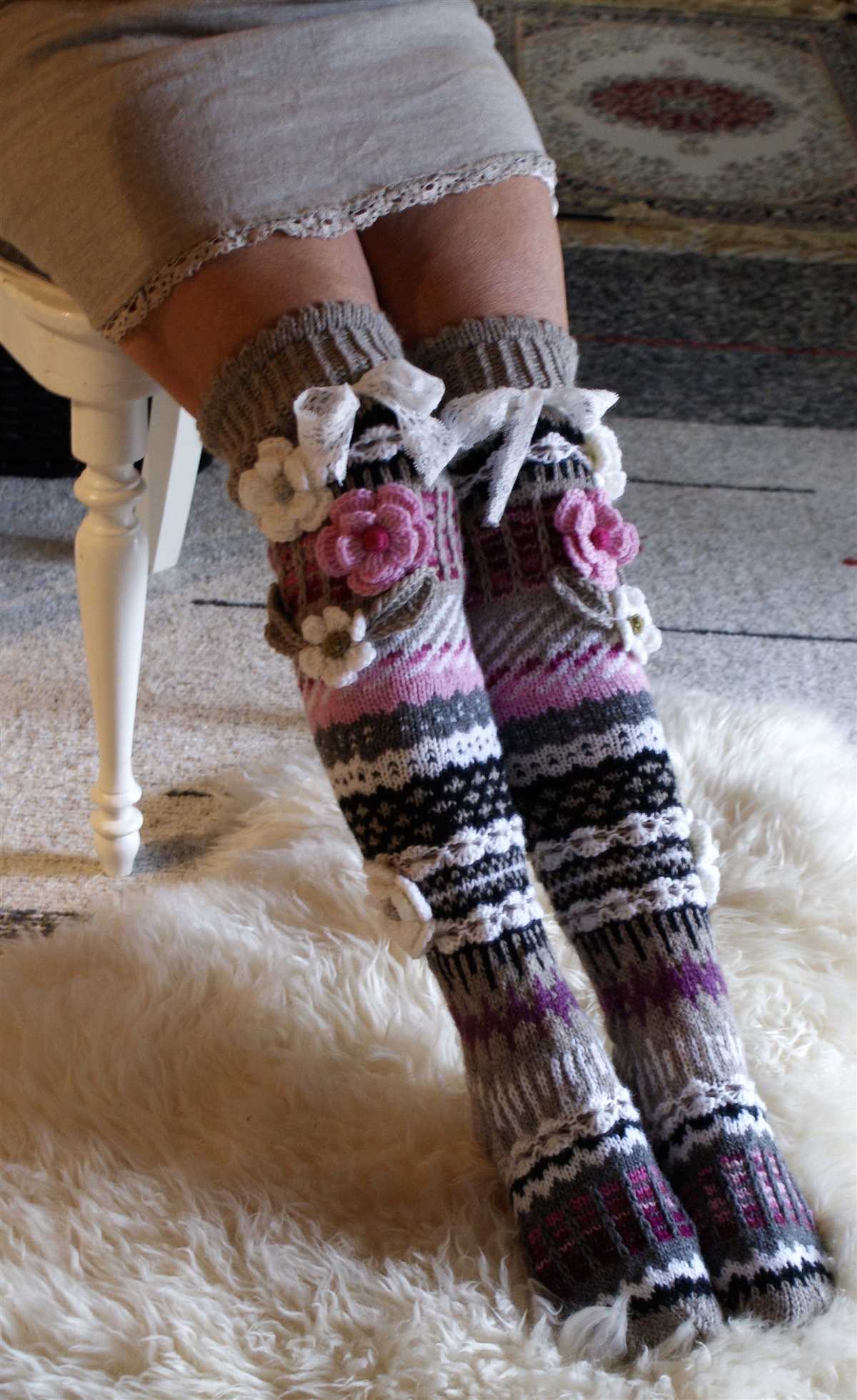 Knit knee socks pattern