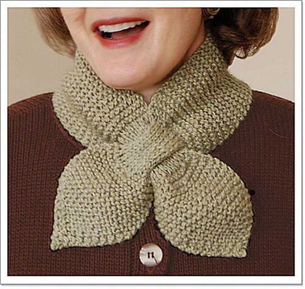 Knit pattern scarf