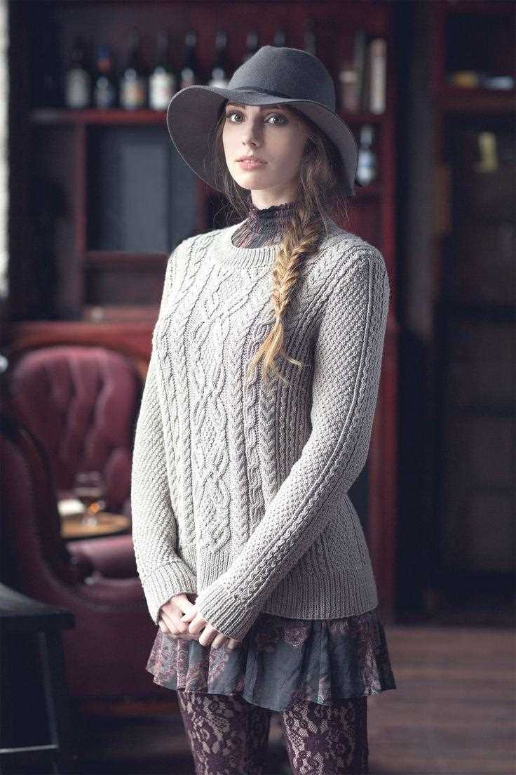 Knit pullover pattern