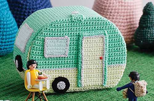 Knitted caravan pattern