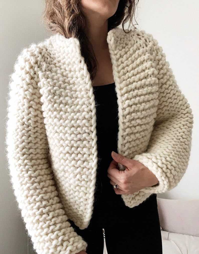 Knitted cardigan pattern