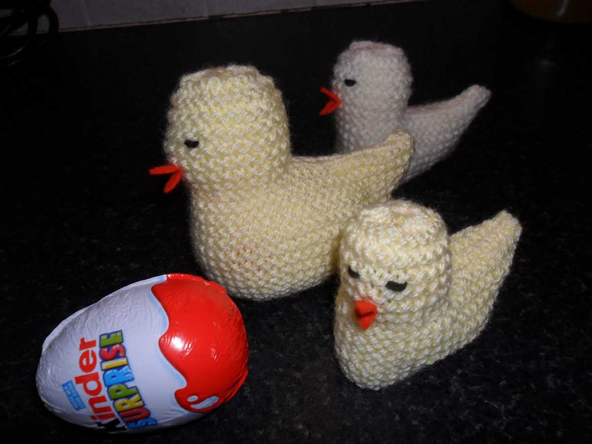 Knitted creme egg covers pattern