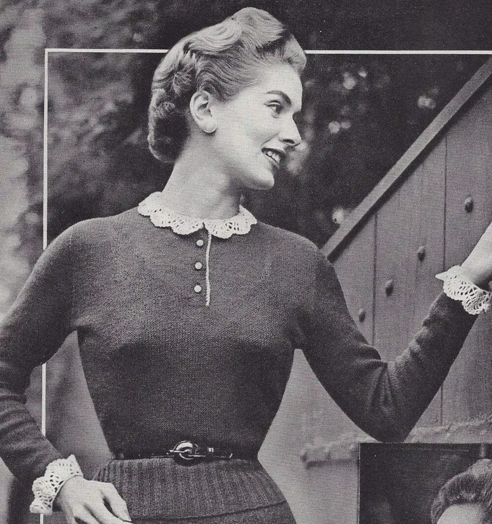 Knitted lace collar pattern