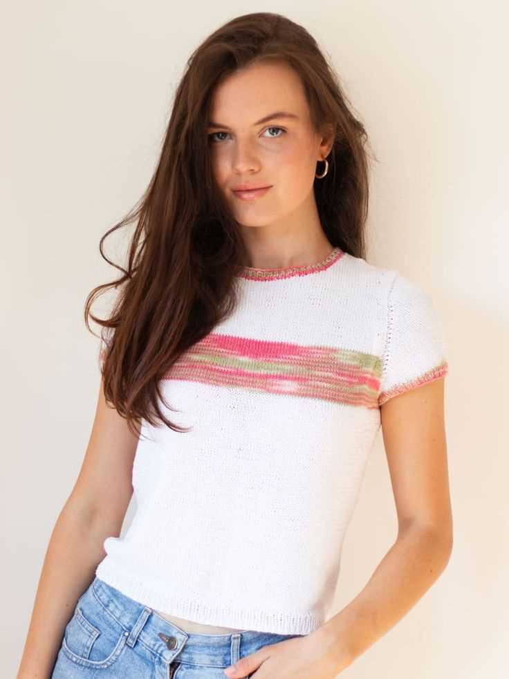 Knitted t-shirt pattern