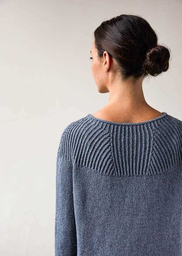 Knitted yoke sweatshirt pattern
