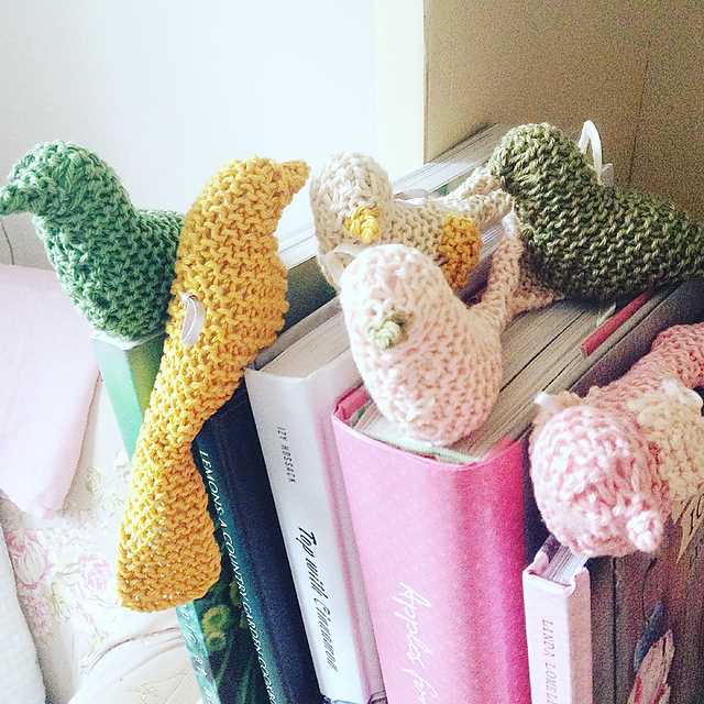 Knitted bookmark pattern easy