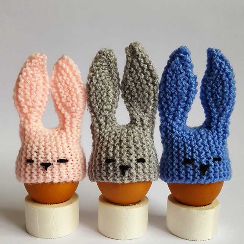 Knitted bunny egg cosy pattern