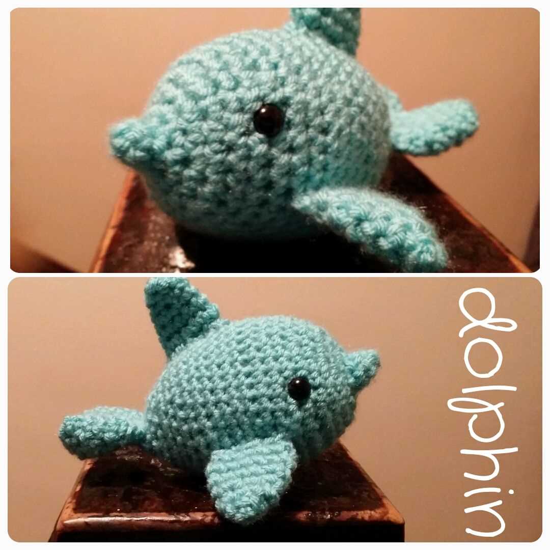 Knitted dolphin pattern free