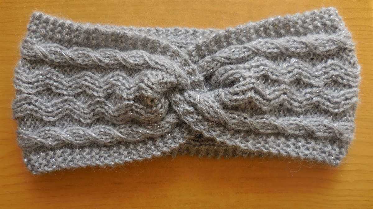 Knitted head bandana pattern