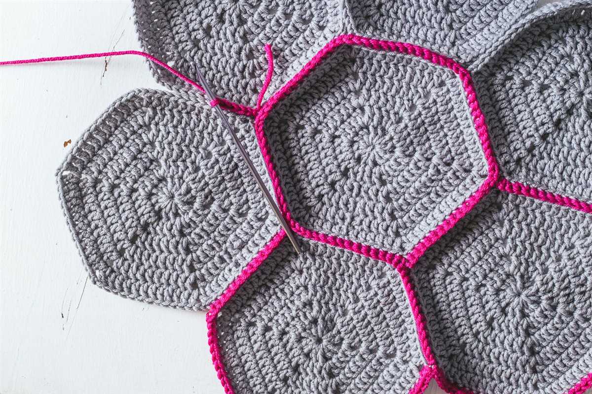 Knitted hexagon pattern on circulars