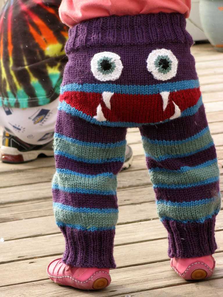 Knitted monster pants free pattern