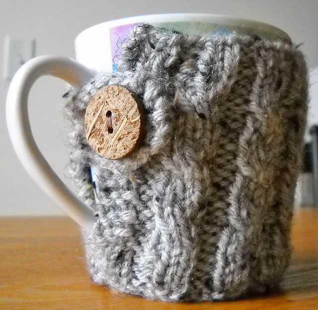 Knitted mug cosy pattern