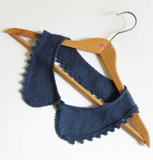 Knitted peter pan collar pattern