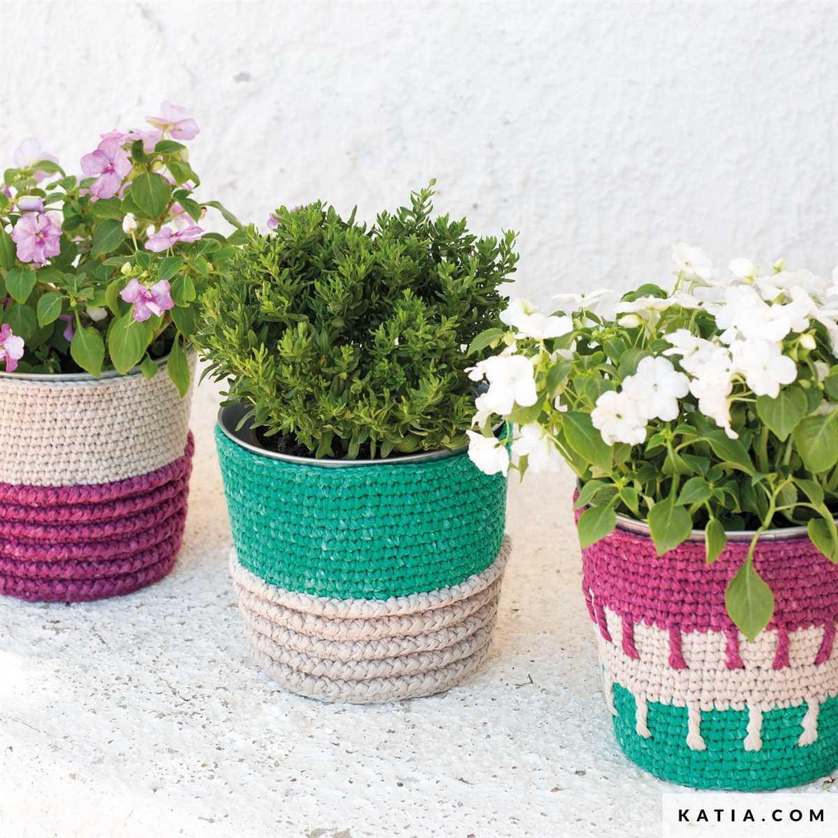 Knitted plant pattern