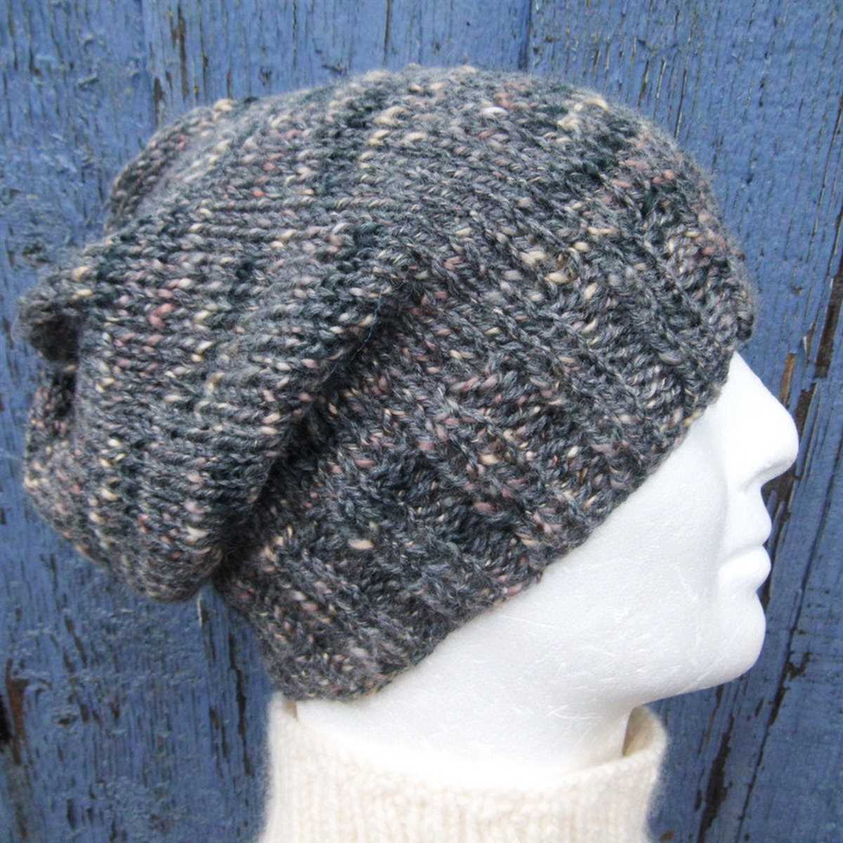 Knitted slouchy beanie pattern