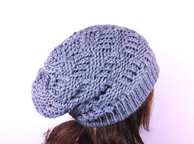Knitted slouchy beanie pattern