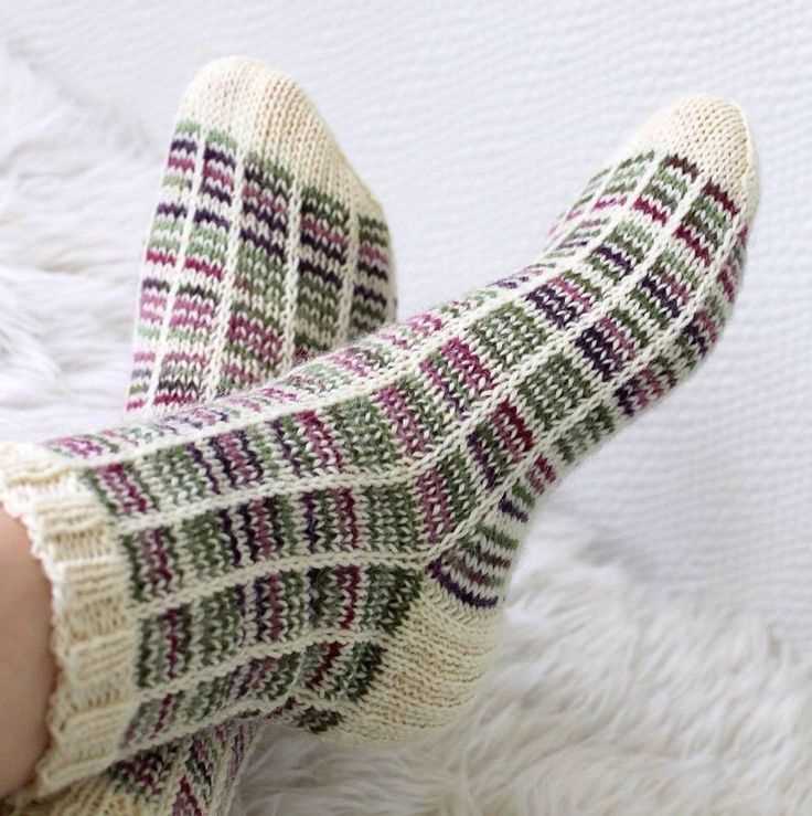 Knitted socks patterns