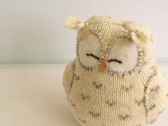 Knitted stuffed owl pattern