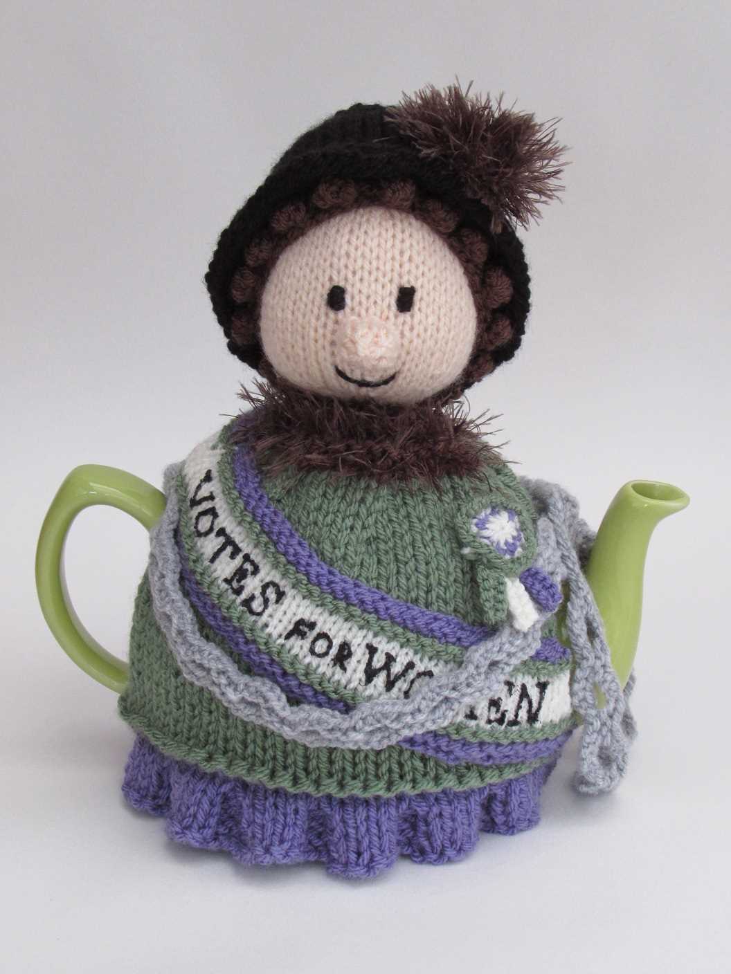 Knitted tea cosy patterns uk