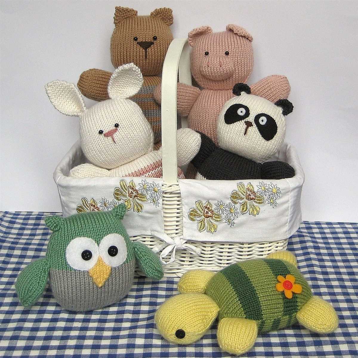 Knitted toy patterns for beginners