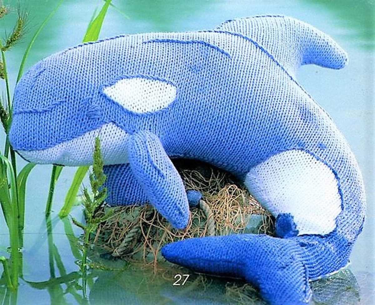 Knitted whale toy pattern