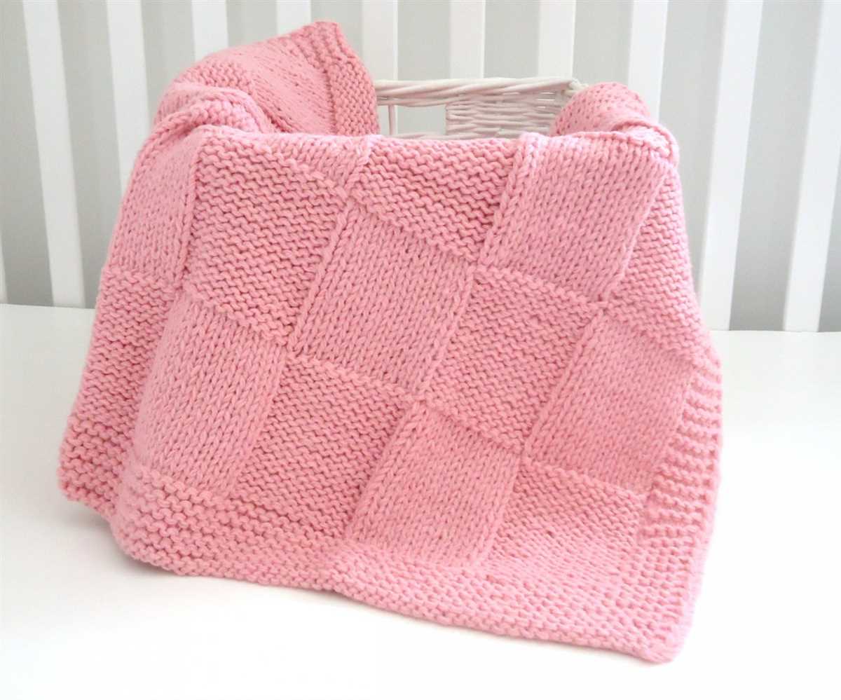 Knitting baby blanket pattern