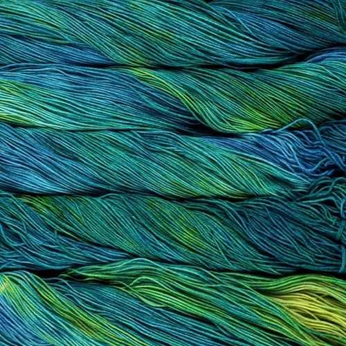 Knitting kits with pattern and yarn