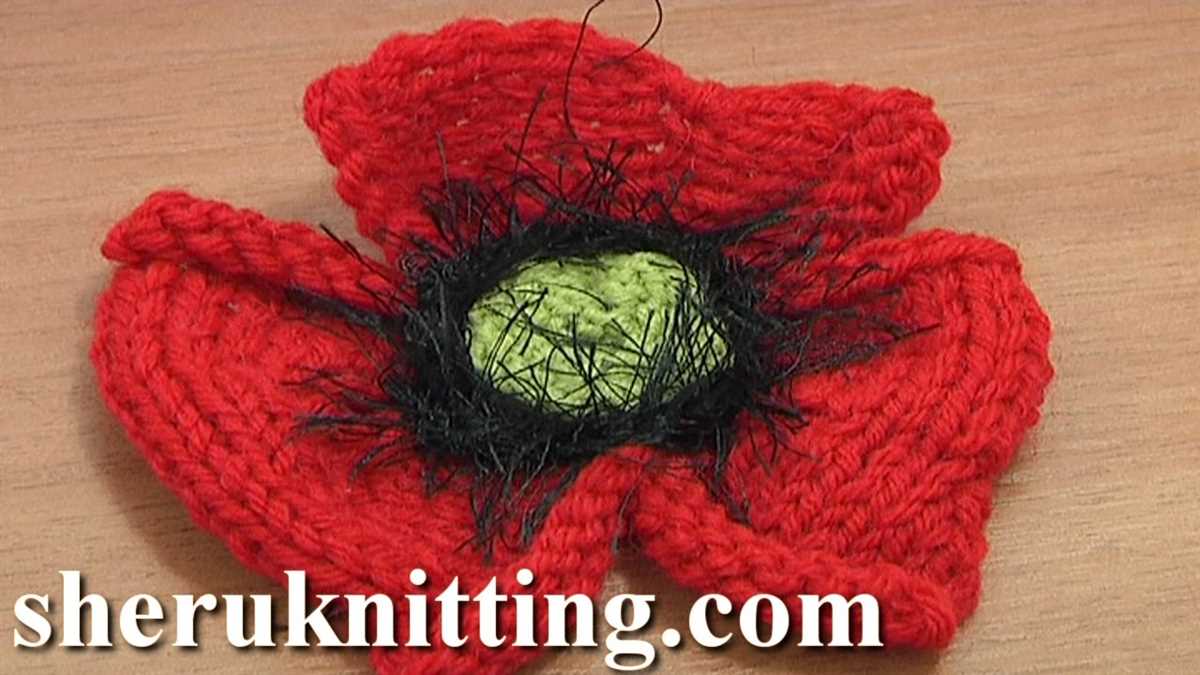 Knitting pattern for a poppy flower