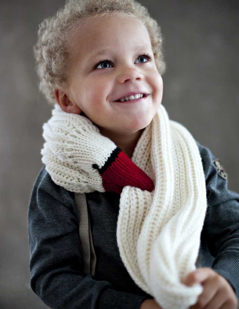 Knitting pattern for childrens scarf