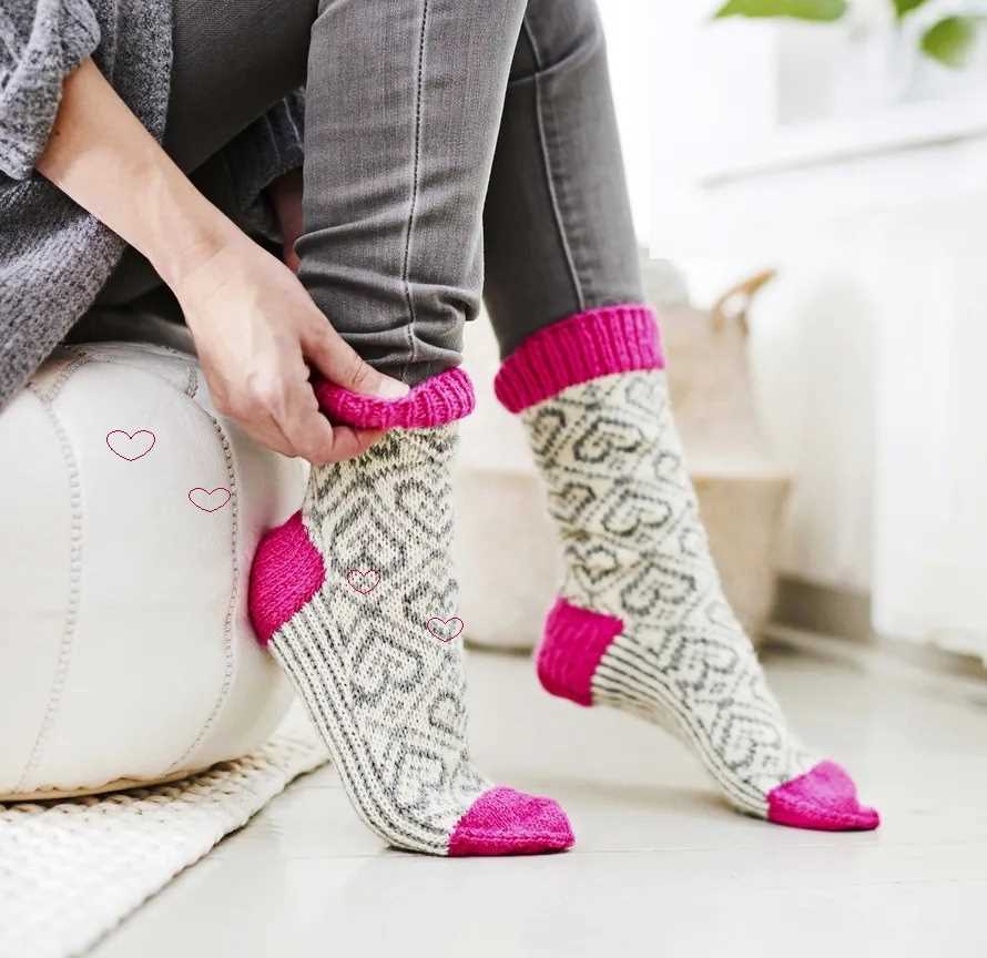 Knitting pattern for dog socks