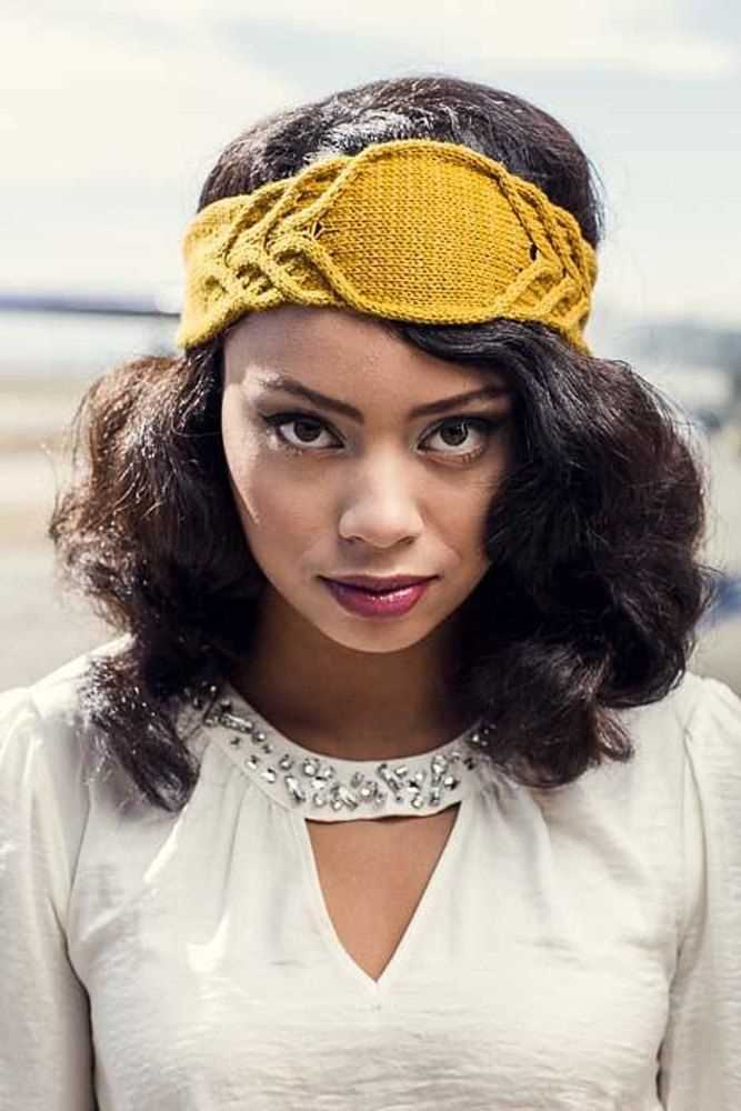 Knitting pattern for ladies headband