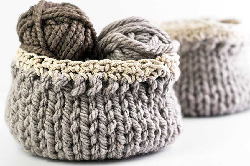 Knitting patterns using leftover yarn