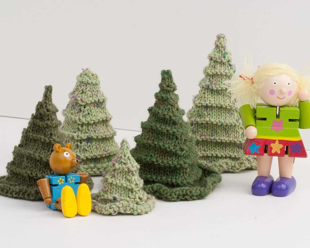 Creating a Festive Christmas Tree with the Art of Knitting Knitting christmas tree pattern
