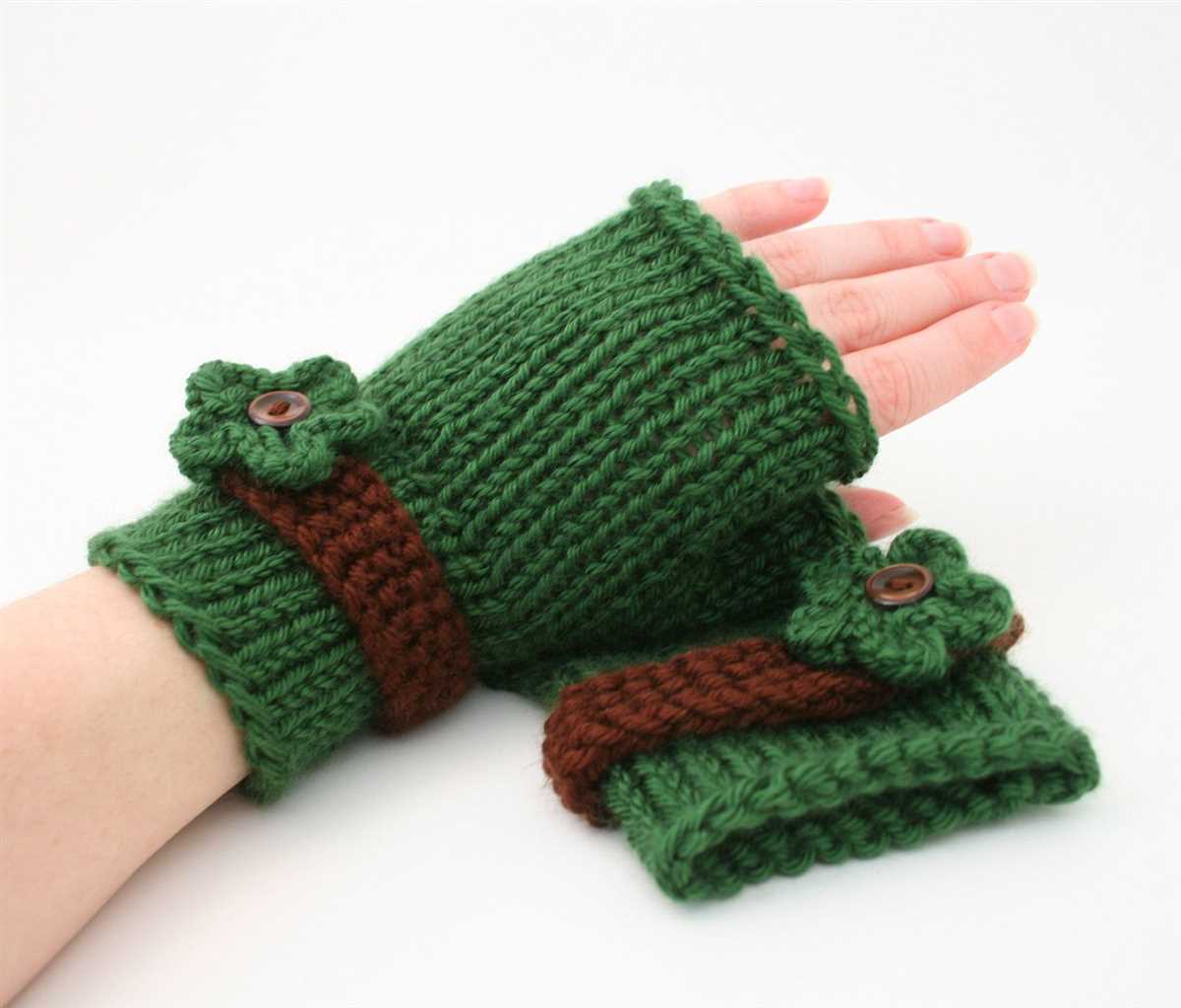 Knitting pattern for fingerless gloves