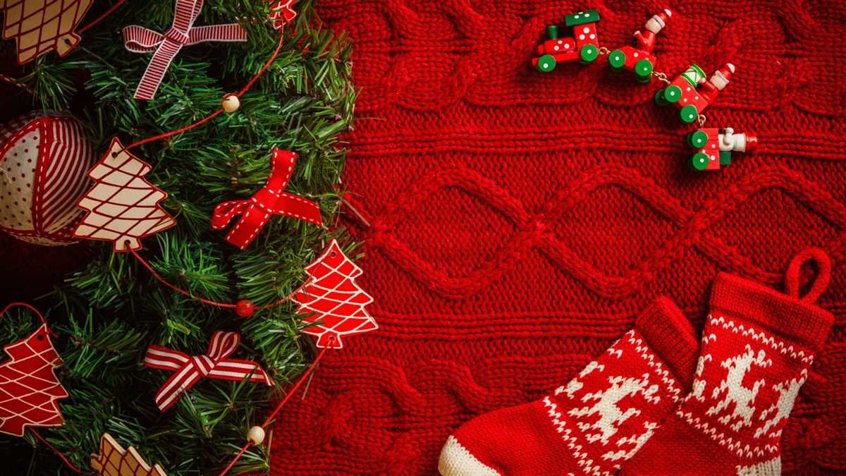 Knitting patterns for chocolate orange covers