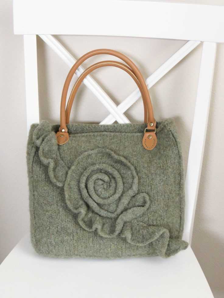 Knitting patterns for felted handbags