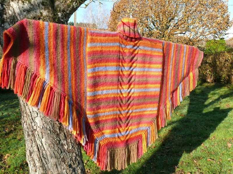 Knitting patterns poncho shawls