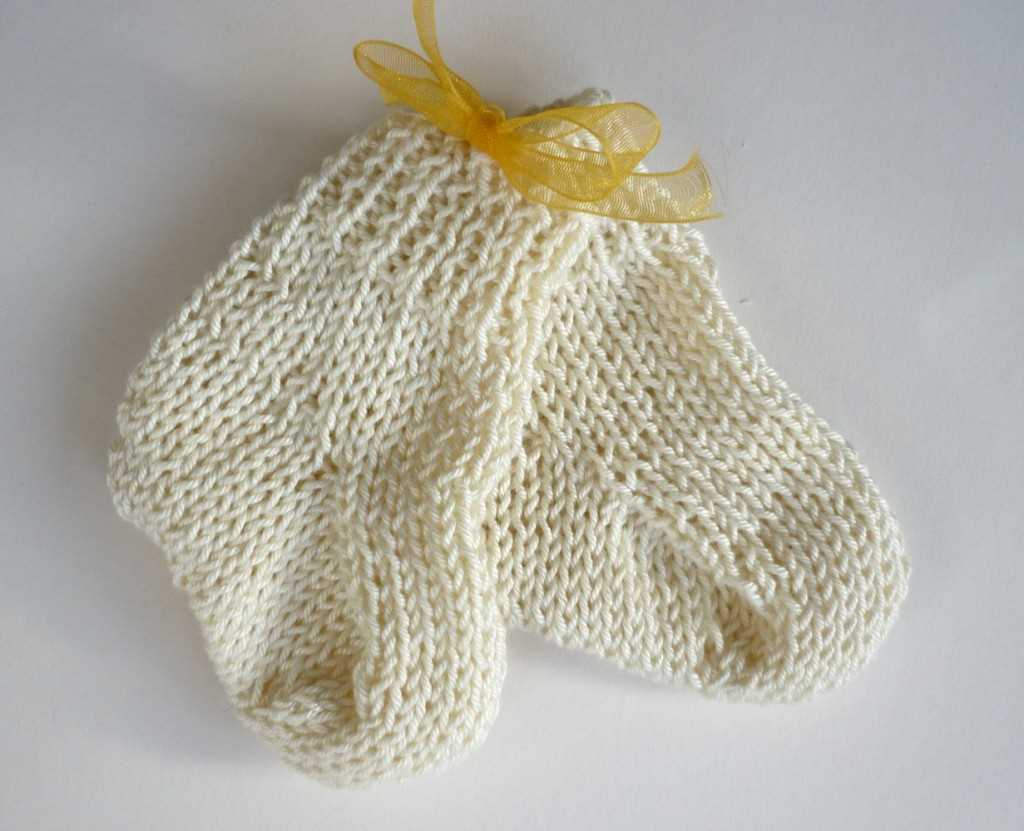 Free baby sock knitting pattern