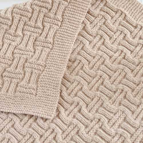 Double knit blanket pattern free