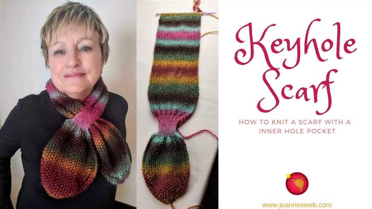Knitted keyhole scarf pattern