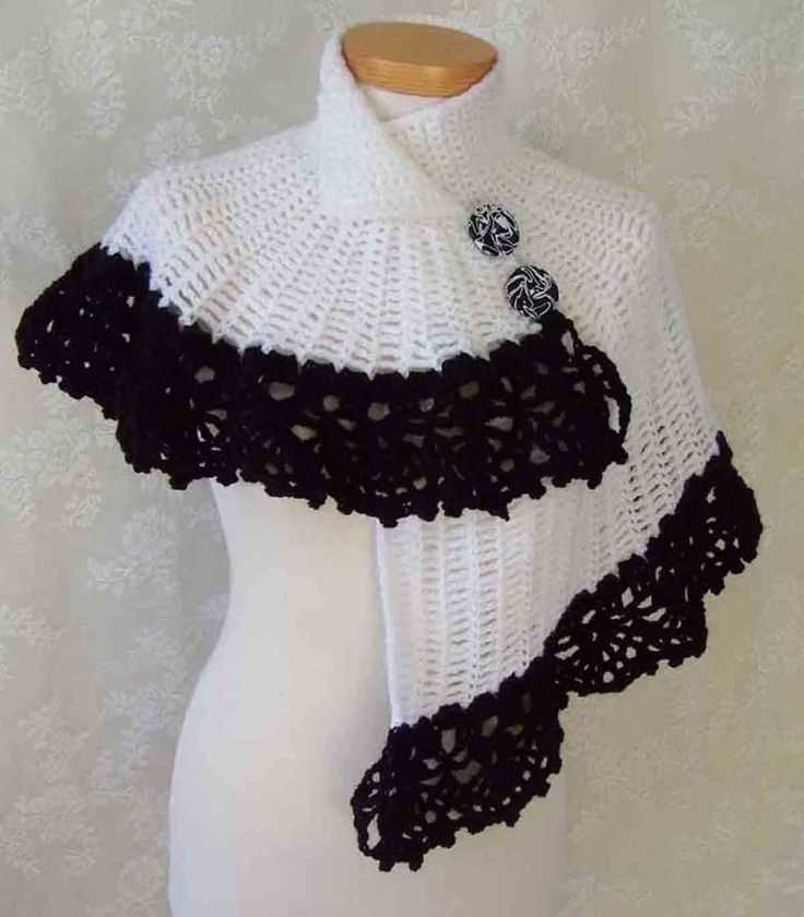 Lace capelet knitting pattern