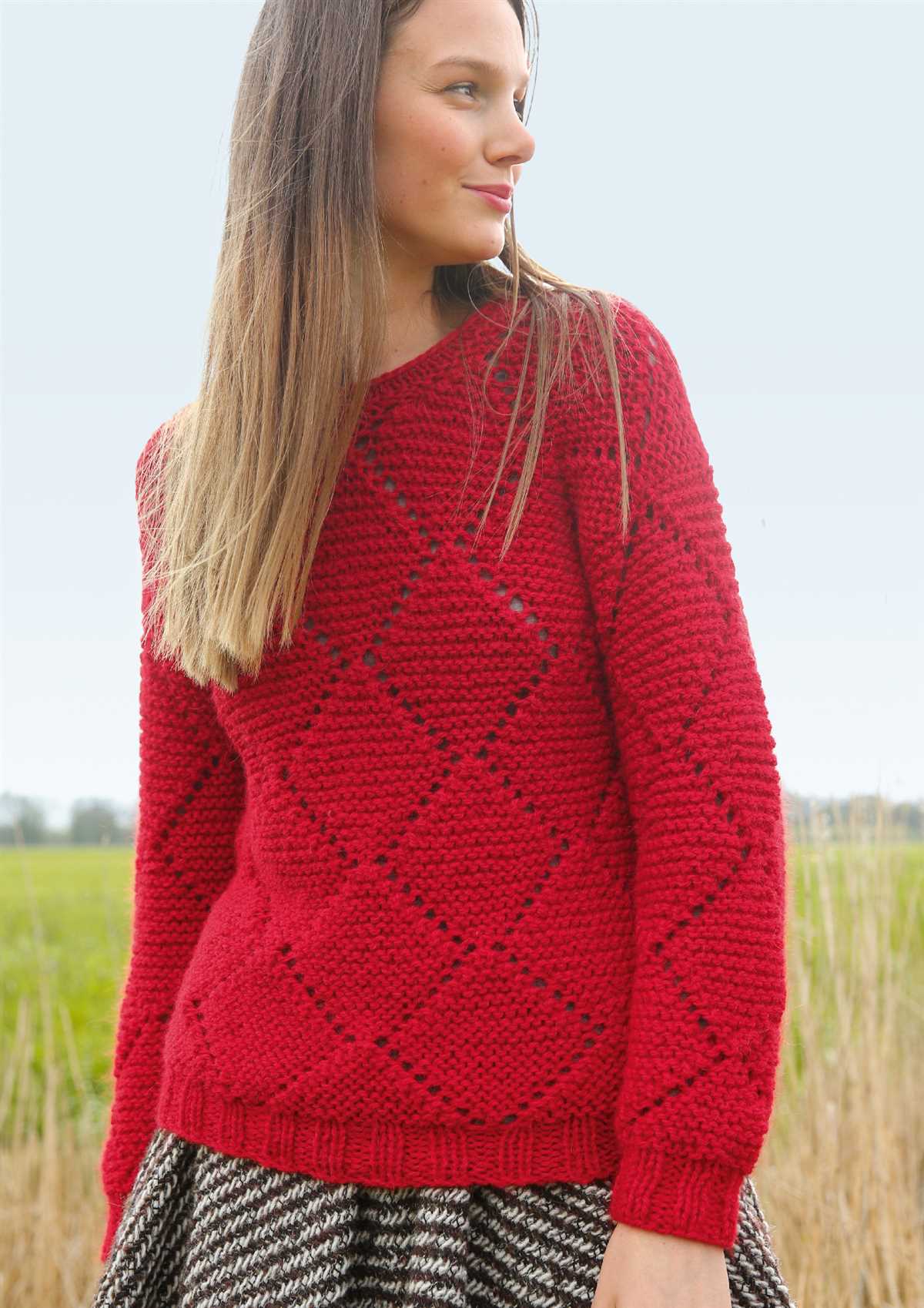 Ladies aran sweater knitting patterns