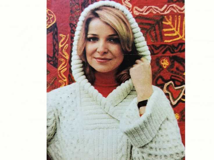 Ladies aran tunic knitting pattern