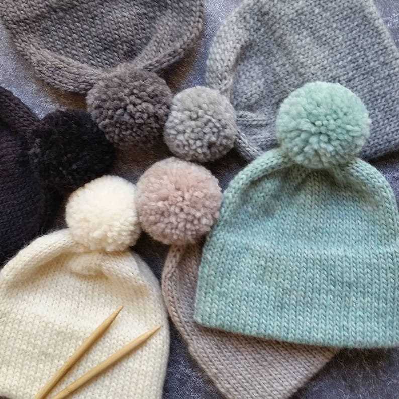 Double brim beanie knitting pattern