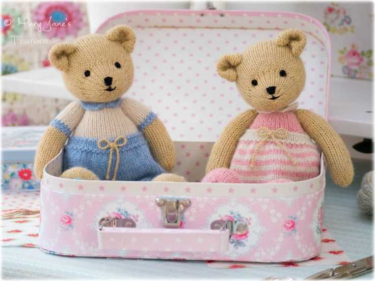 Little teddy knitting pattern