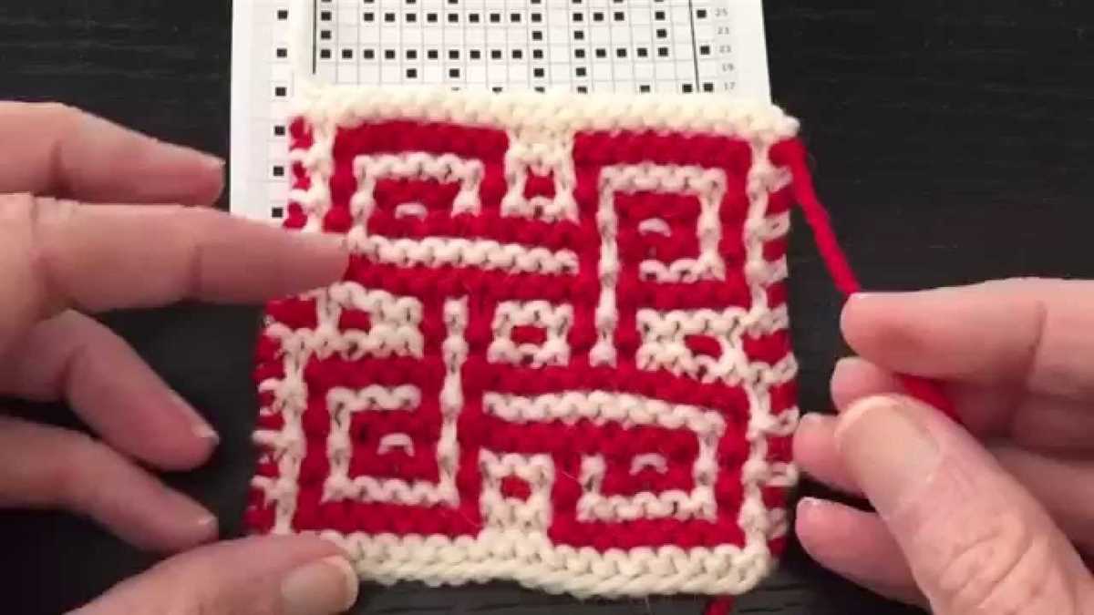 Lozenge knitting pattern