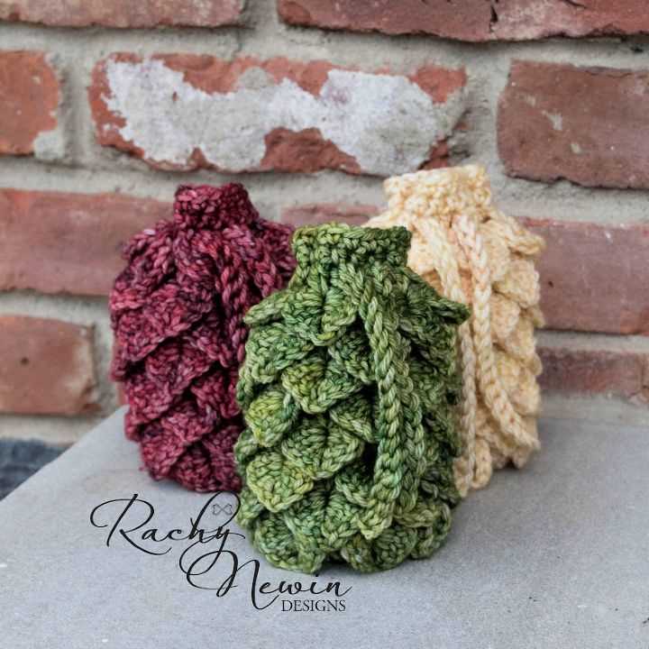 Dragon scale dice bag knitting pattern