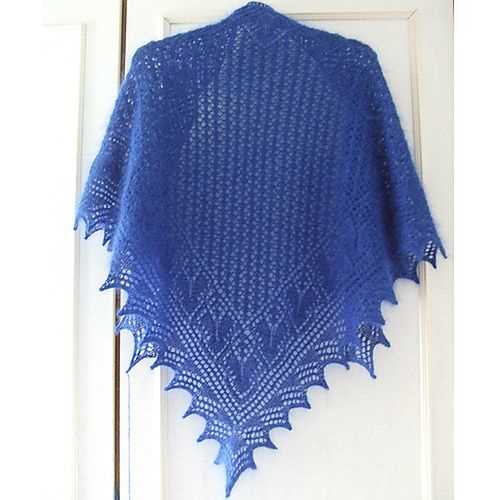 Machine knit triangle shawl pattern