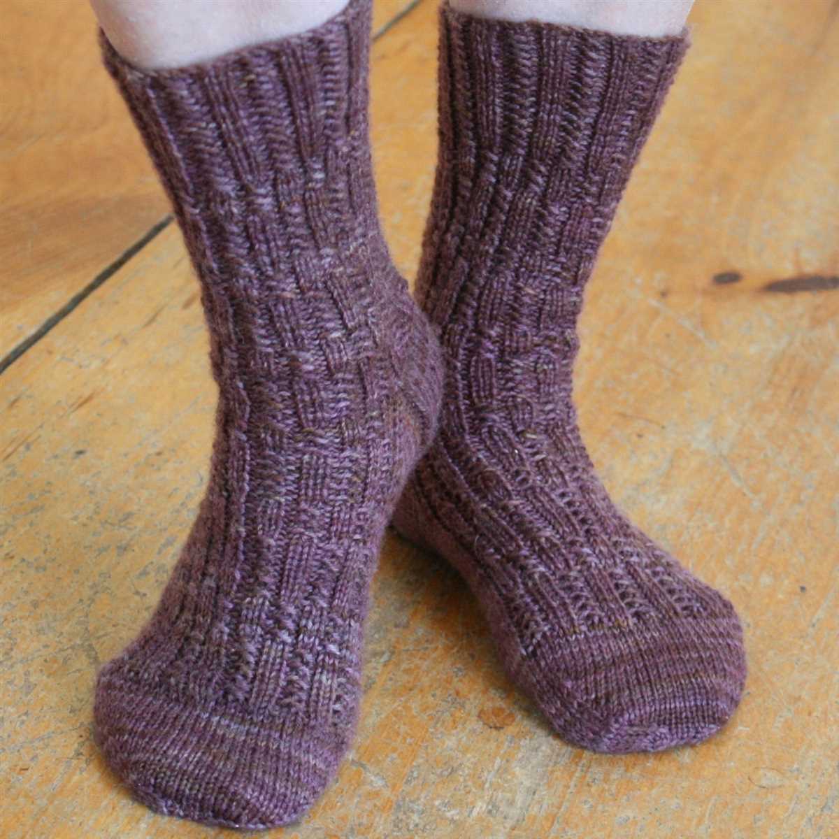 Men's socks pattern knitting