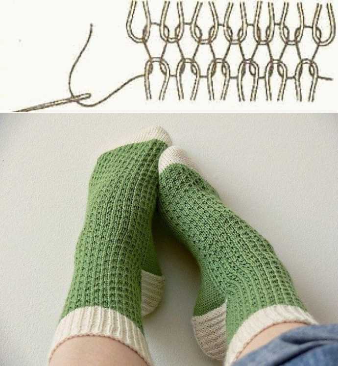 Mermaid socks knitting pattern